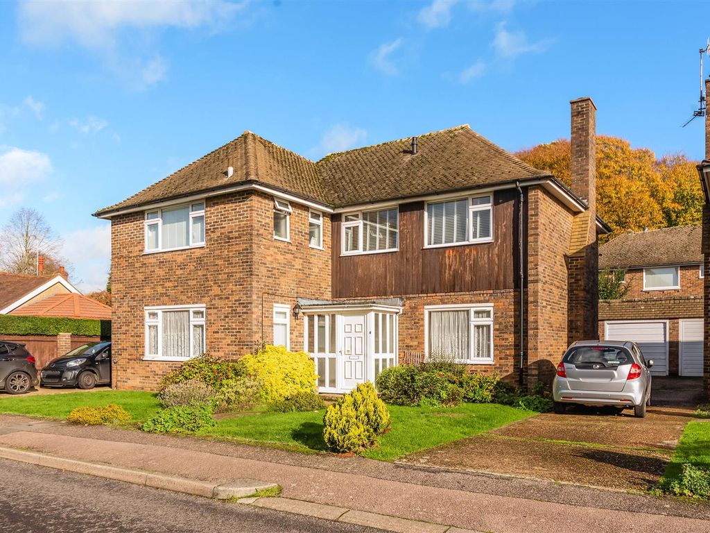 Courtlands Crescent, Banstead SM7  