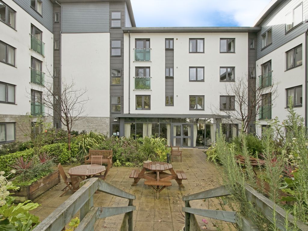 1 bed flat for sale in St. Clements Hill, Truro, Cornwall TR1, £150,000