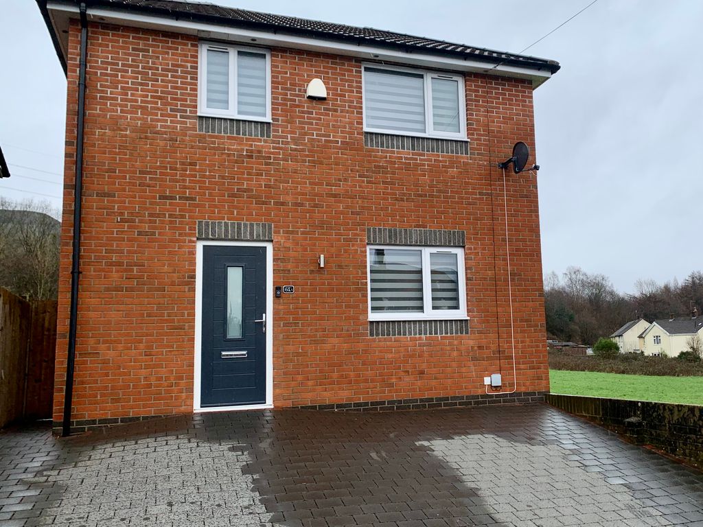 3 bed detached house for sale in Brynfedw, Bedwas, Caerphilly CF83, £