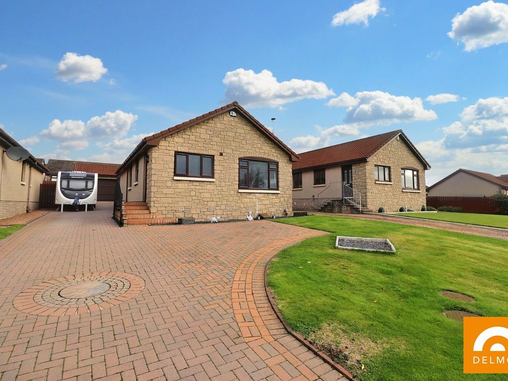 3 bed bungalow for sale in Gardner Crescent, Leven KY8, £229,000 Zoopla
