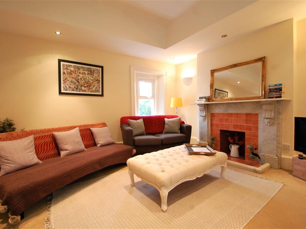 1 bed flat to rent in London Road, Hill Brow, Liss. GU33, £775 pcm Zoopla