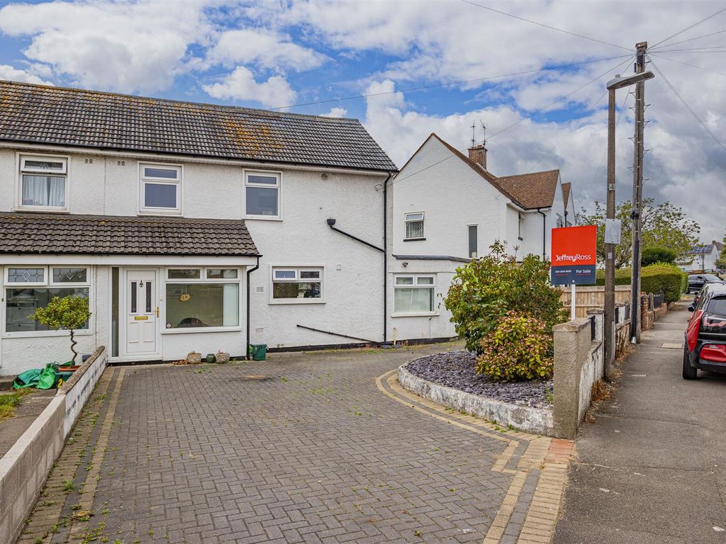 3 bed semidetached house for sale in Elfed Avenue, Penarth CF64 Zoopla