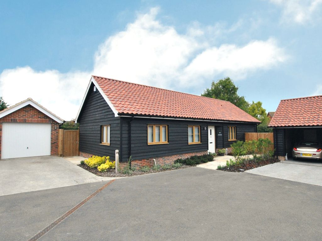 3 bed detached bungalow for sale in The Meadows, Wickhambrook