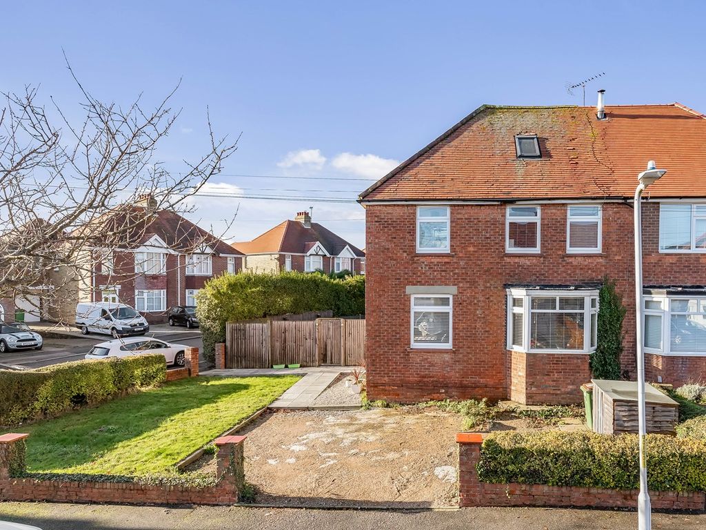 4 bed semidetached house for sale in Downs Road, Folkestone CT19, £