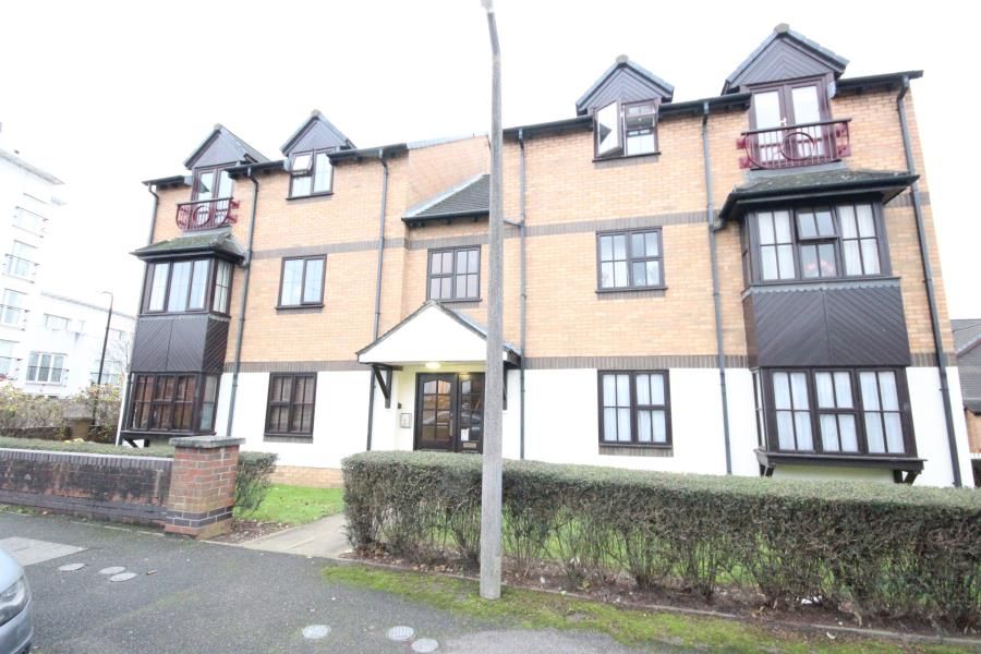 1 bed flat to rent in Gorse Meade, Cippenham, Slough SL1, £1,000 pcm