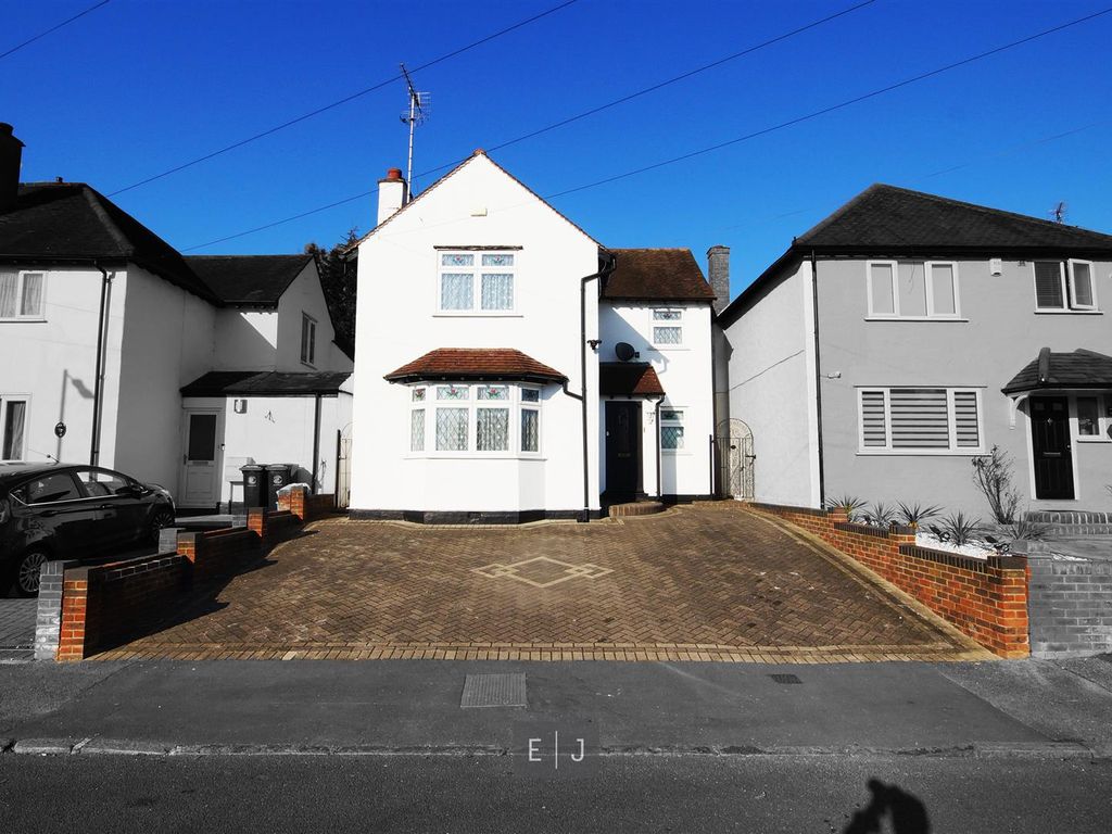 4 bed detached house for sale in Englands Lane, Loughton IG10 Zoopla