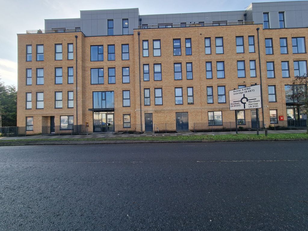 1 bed flat for sale in Ruislip Road, Greenford UB6, £325,000 Zoopla