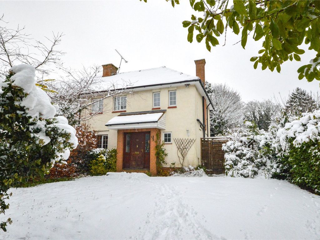3 bed semidetached house for sale in Little Walden Road, Saffron
