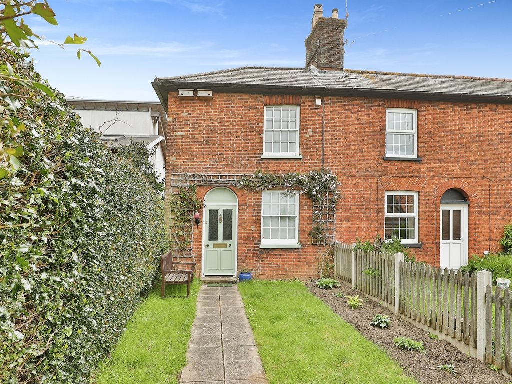 2 bed end terrace house for sale in Constitution Hill, Fakenham NR21, £