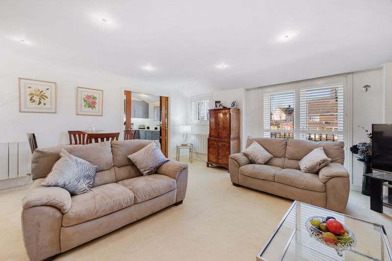 2 bed flat for sale in Bramley Court, Standish, Wigan WN6 Zoopla