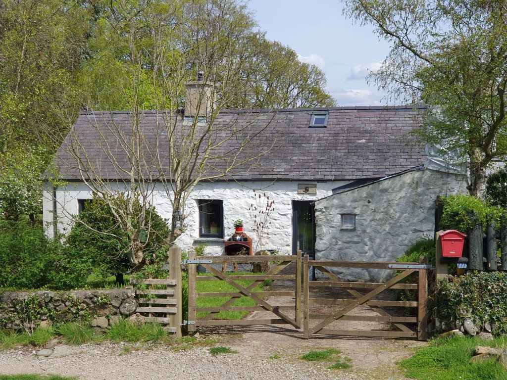 6 bed property for sale in Y Ffor, Pwllheli LL53, £615,000 Zoopla