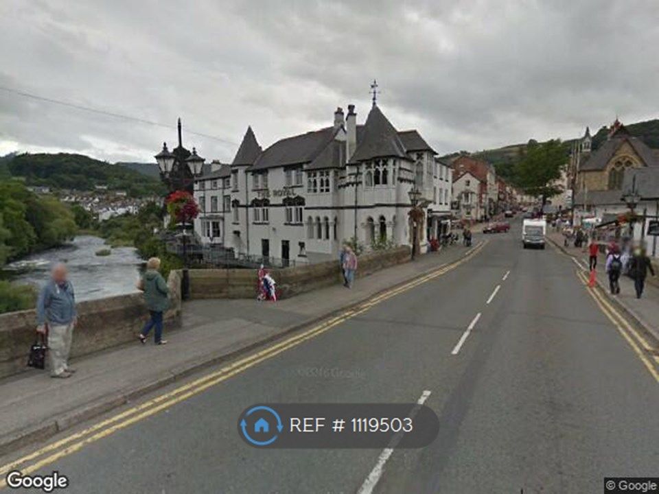 Room to rent in Off Hill Street, Llangollen LL20 Zoopla