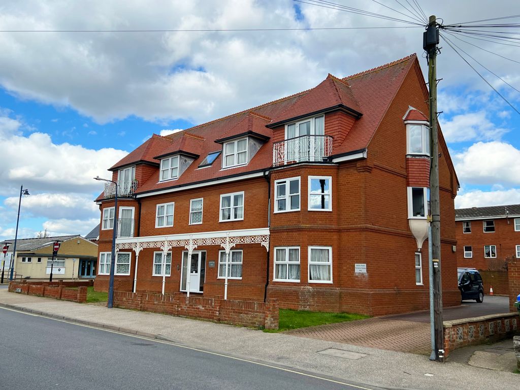 2 bed flat for sale in Edward Cordy House, Leopold Road, Felixstowe
