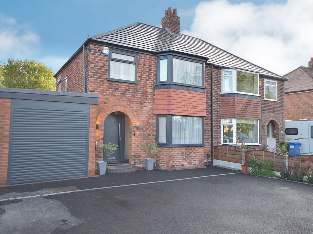 3 bed semidetached house for sale in Bolshaw Road, Heald Green