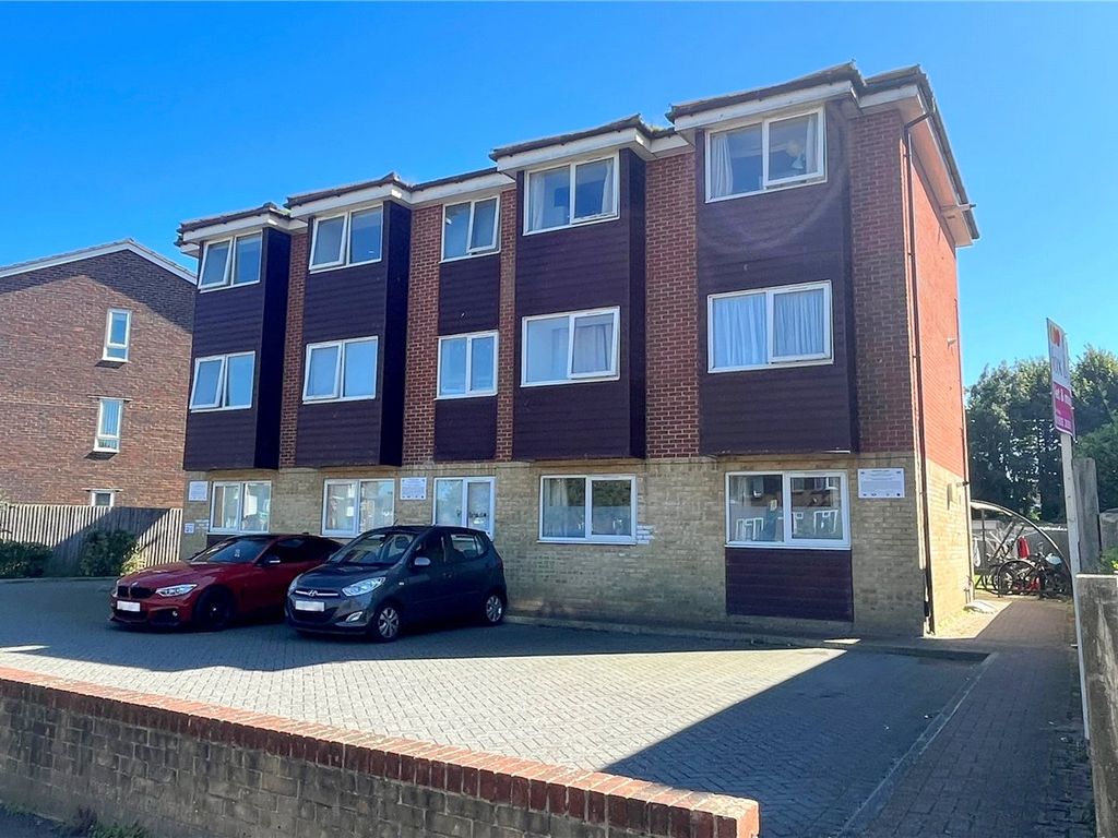 2 bed flat for sale in Tower Road, Lancing, West Sussex BN15, £210,000