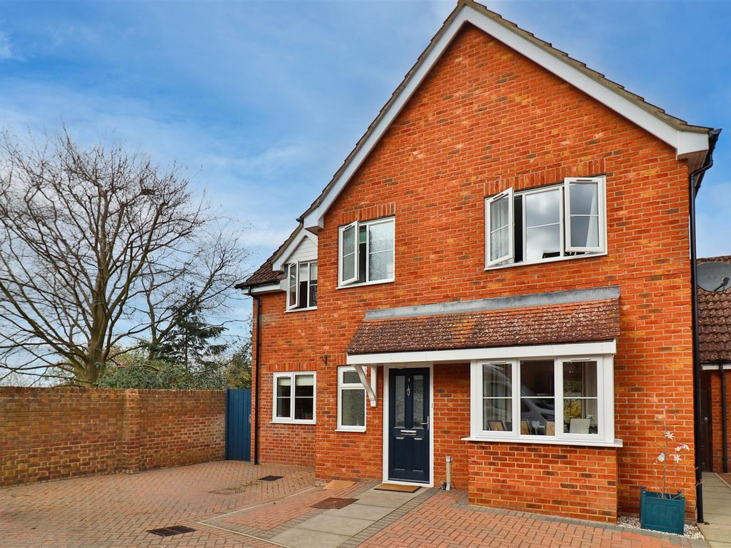 3 bed detached house for sale in Millers Close, Hadleigh, Ipswich IP7, £415,000 Zoopla