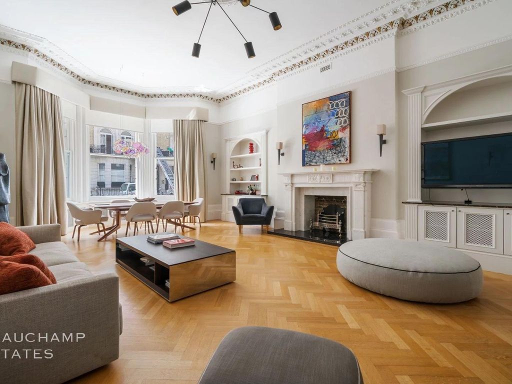 Fordham Court, London W8  