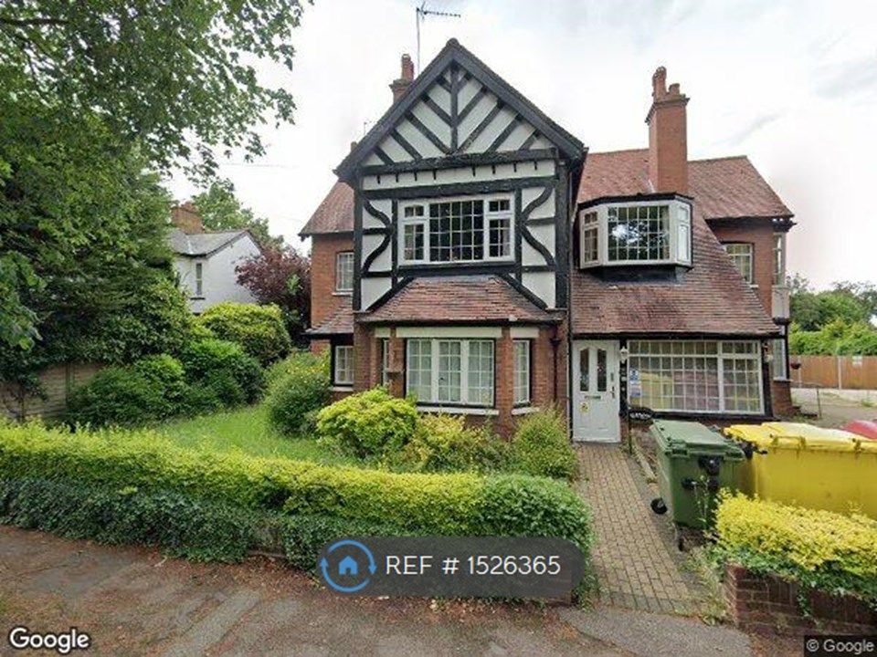 Room to rent in Compton Avenue, Luton LU4 Zoopla