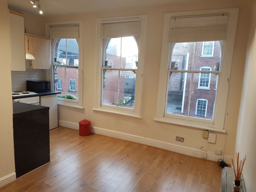 1 bed flat to rent in Farringdon Road, Kings Cross EC1R Zoopla