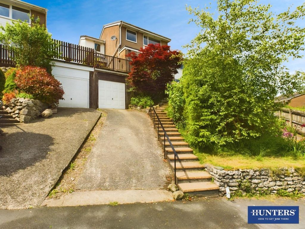 4 bed semidetached house for sale in Vicarage Drive, Kendal LA9, £