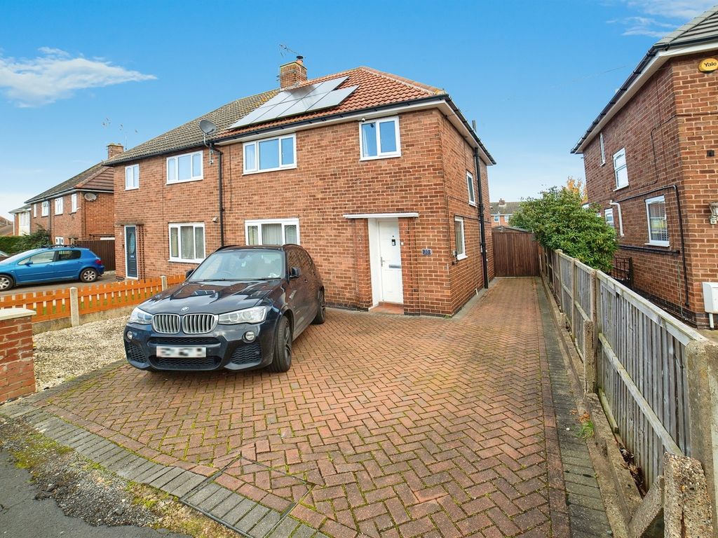 3 bed semidetached house for sale in Abbey Road, Edwinstowe, Mansfield