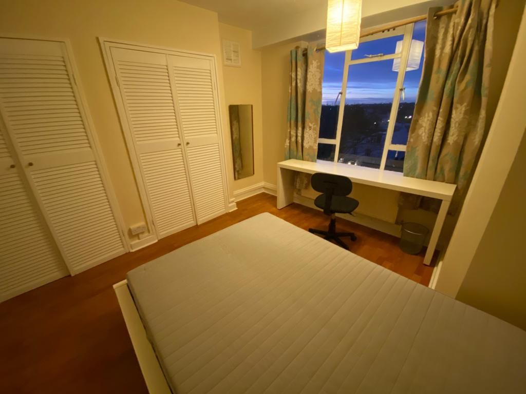 Room to rent in 40 John Aird Court, Howley Place ( Maida Vale) W2 Zoopla