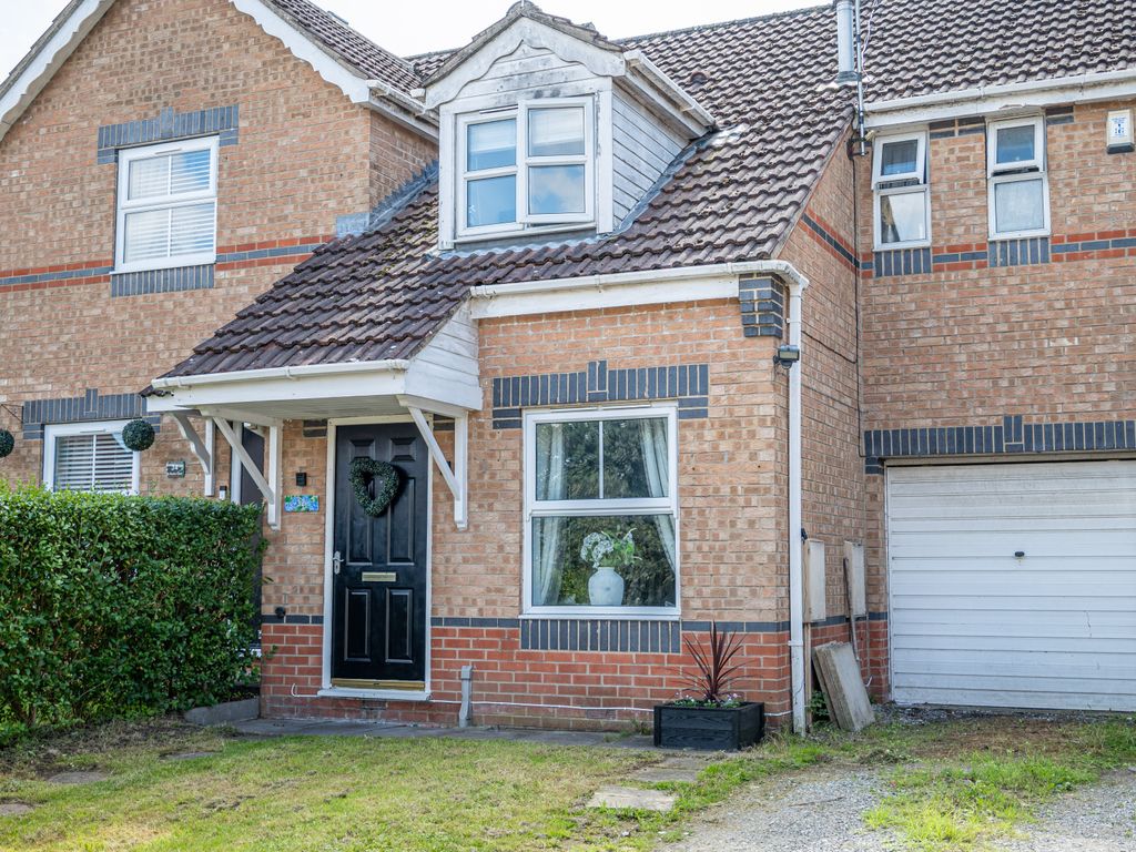 3 bed terraced house for sale in St Marks Close, Worksop S81, £180,000