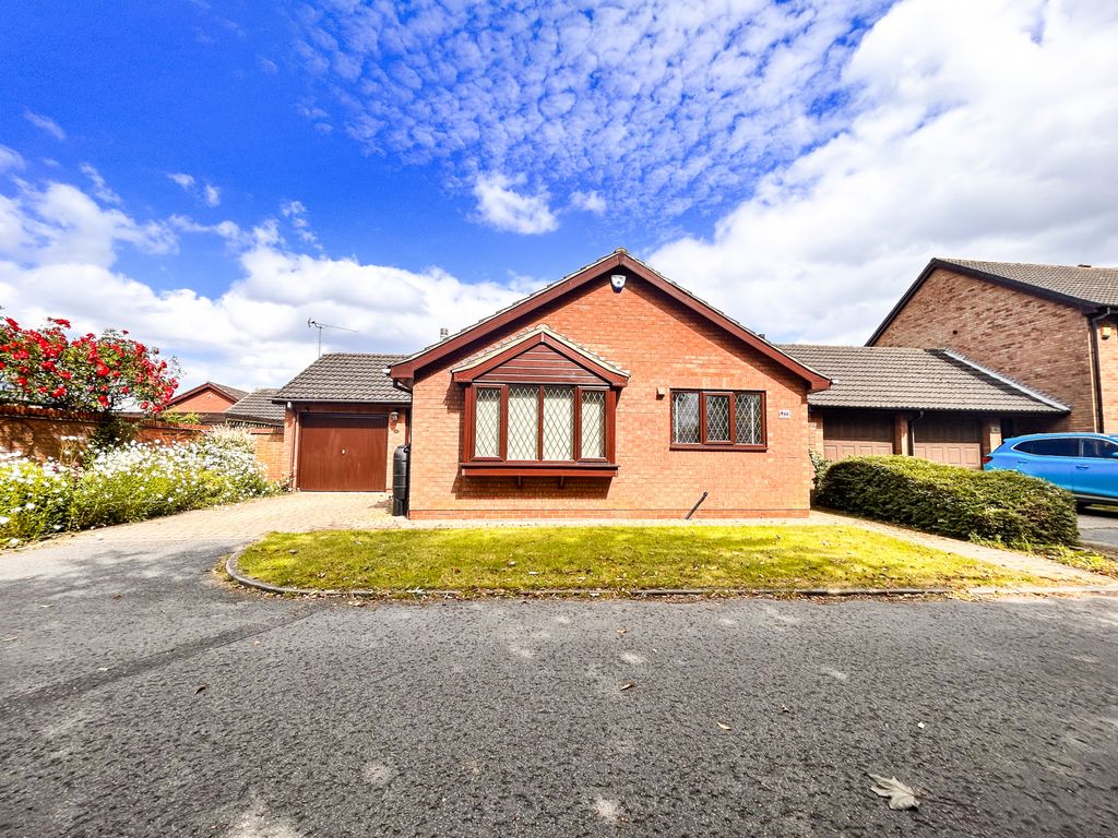 3 bed detached bungalow for sale in Saxon Court, Bottesford, Scunthorpe