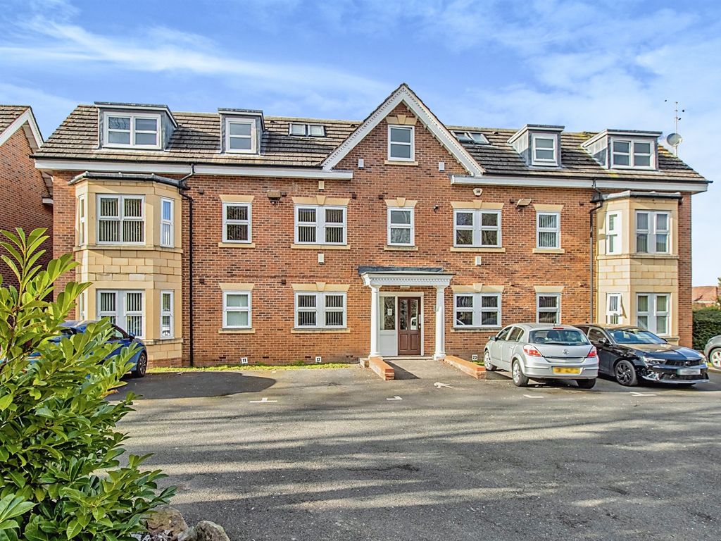 2 bed flat for sale in Prenton Lane, Prenton, Birkenhead CH42 Zoopla