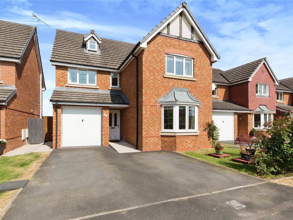4 bed detached house for sale in Lochleven Road, Crewe, Cheshire CW2