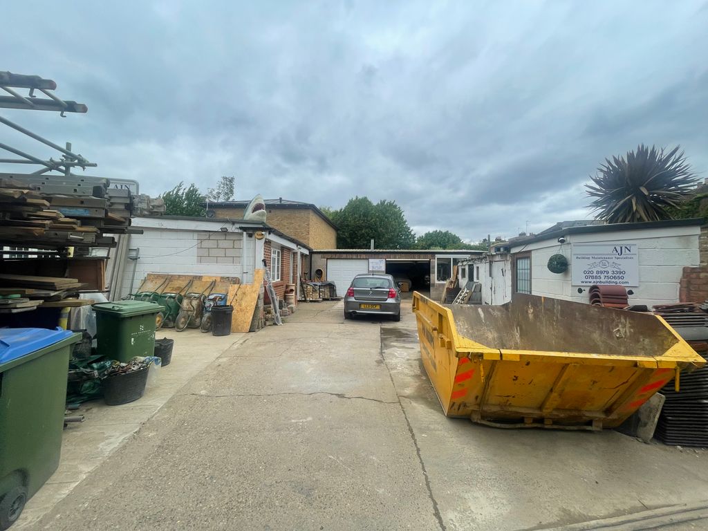 Land for sale in Walton Road, East Molesey KT8 Zoopla