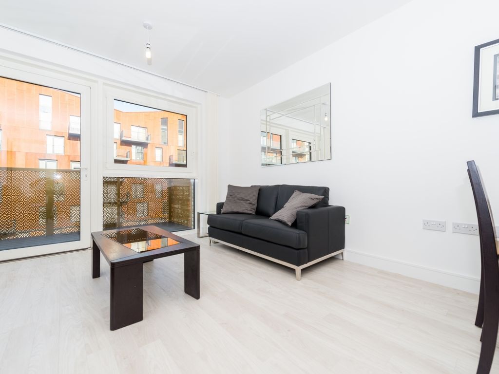 1 bed flat to rent in Copenhagen Court, Greenland Place, Surrey Quays