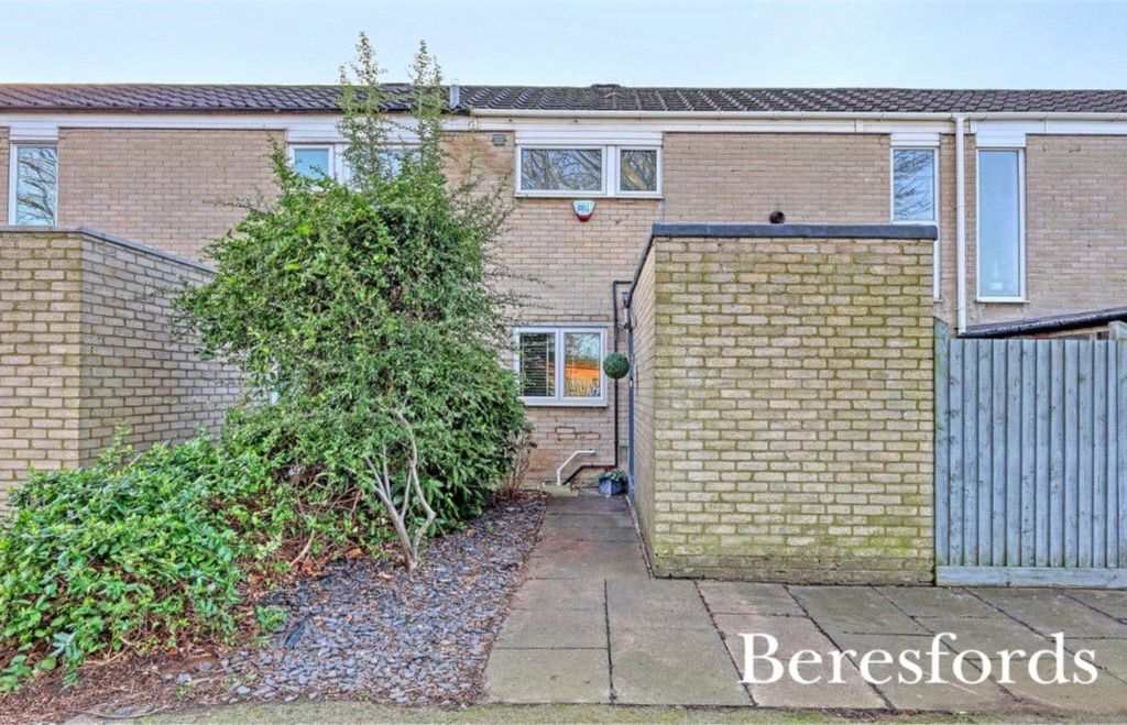 2 bed terraced house for sale in Evelyn Walk, Great Warley CM13, £