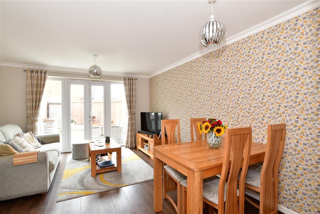 2 bed end terrace house for sale in Roman Way, Boughton Monchelsea