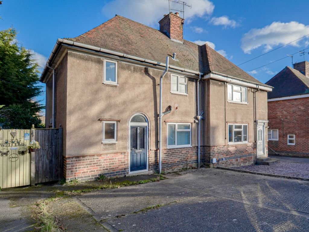 2 bed semidetached house for sale in St. Augustines Mount