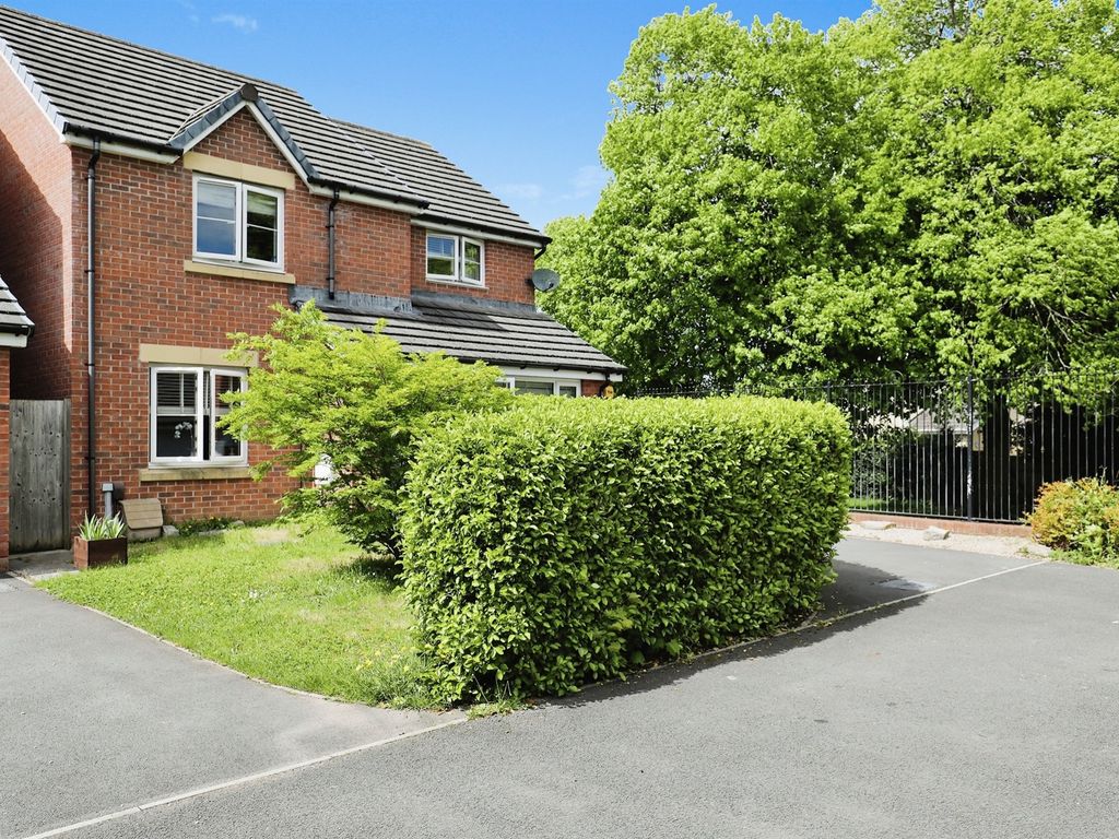 3 bed detached house for sale in Andrews Road, Llandaff North, Cardiff