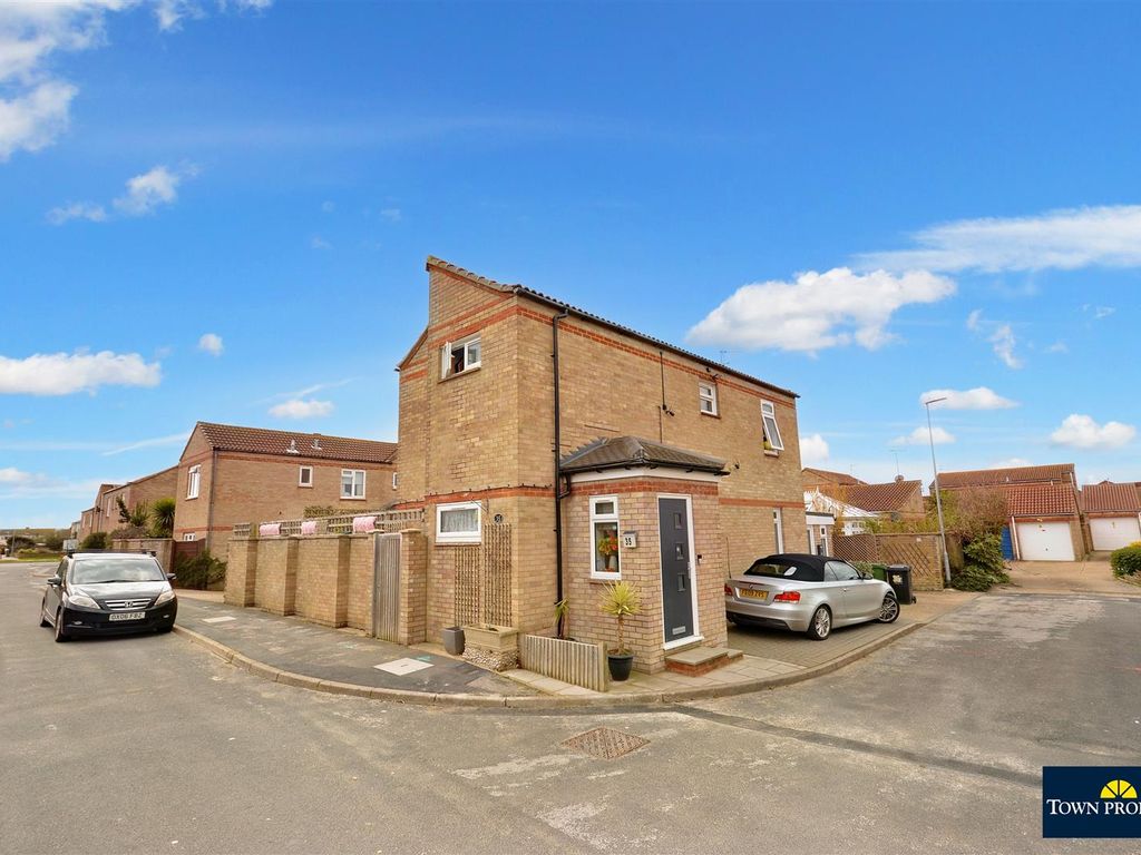 6 bed detached house for sale in Wade Close, Eastbourne BN23 Zoopla