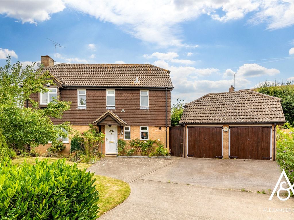 4 bed detached house for sale in Temple Close, Buckingham MK18 Zoopla