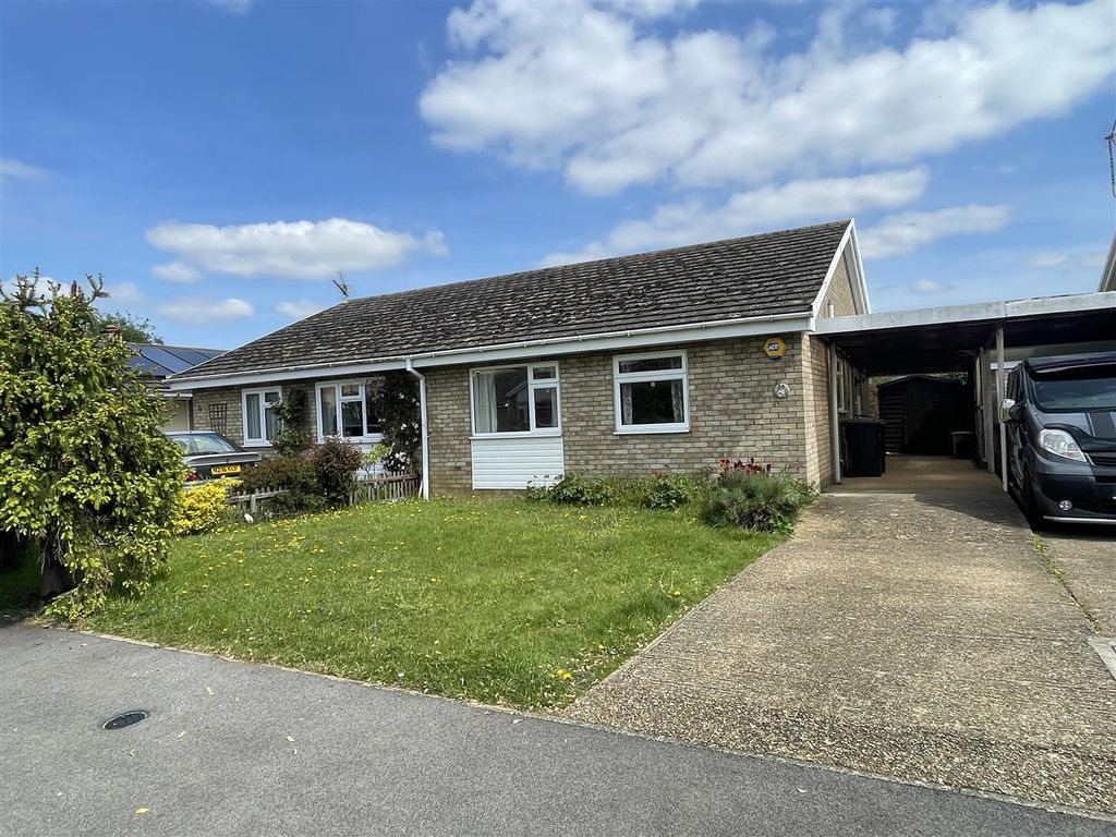 2 bed semidetached bungalow for sale in Meadowcroft, Stretham, Ely CB6