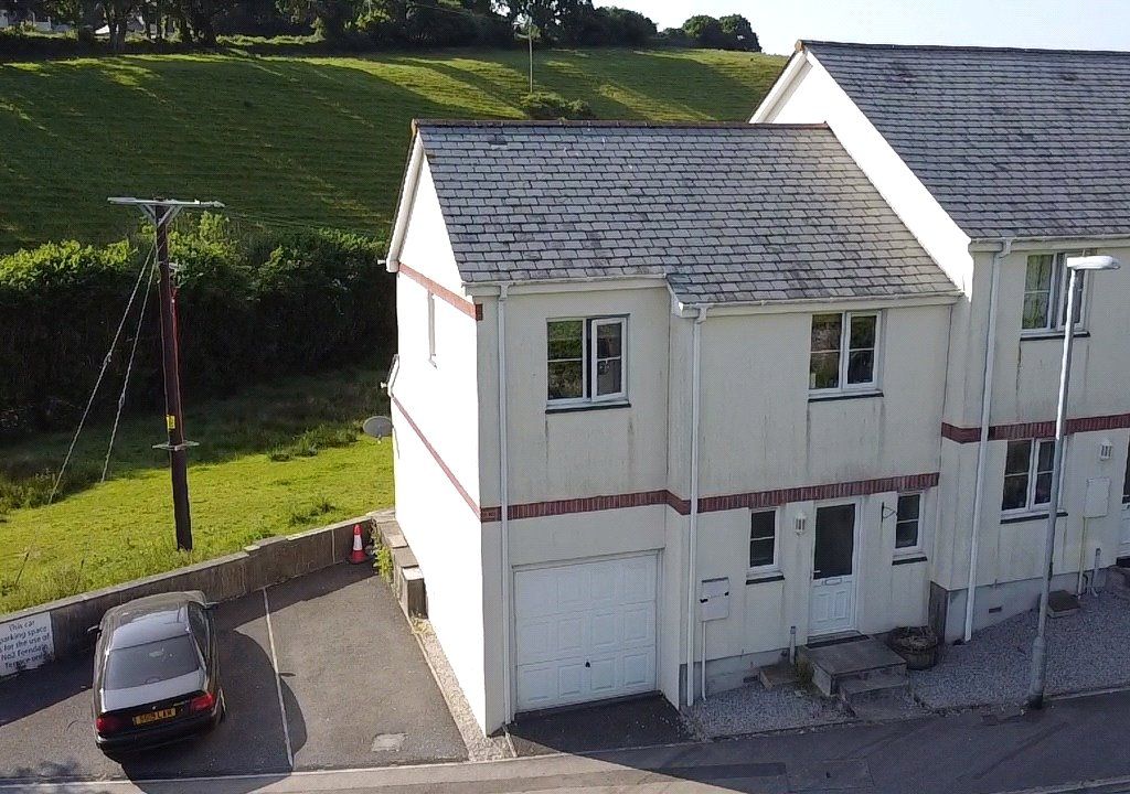 3 bed end terrace house for sale in Western Road, Launceston PL15 Zoopla