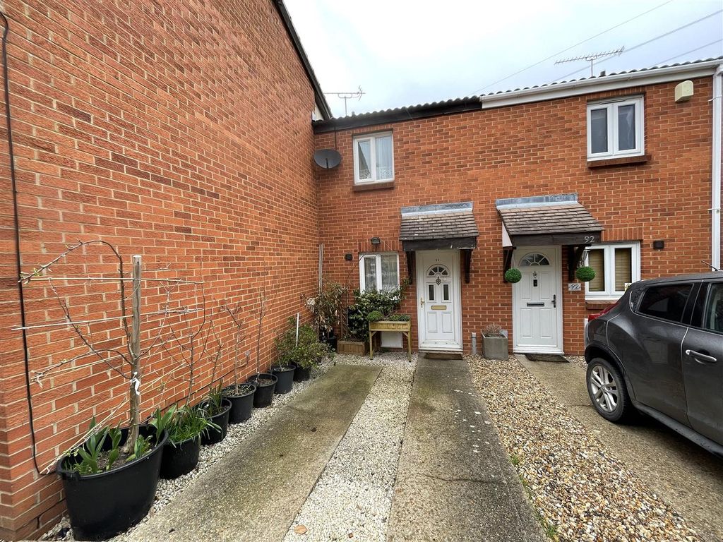 2 bed terraced house for sale in Water Lane, Purfleet RM19 Zoopla