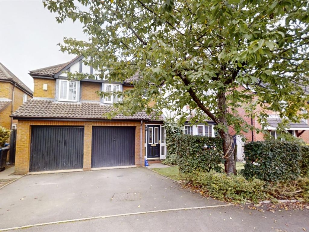 5 bed detached house for sale in Fairburn Close, Urmston, Manchester