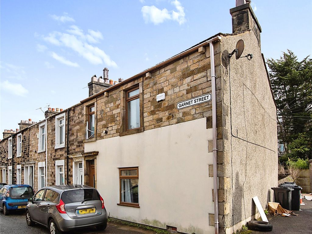 3 bed end terrace house for sale in Street, Lancaster