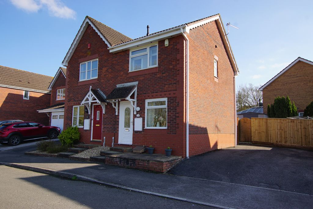 2 bed semidetached house for sale in Coopers Drive, Brimsham Park
