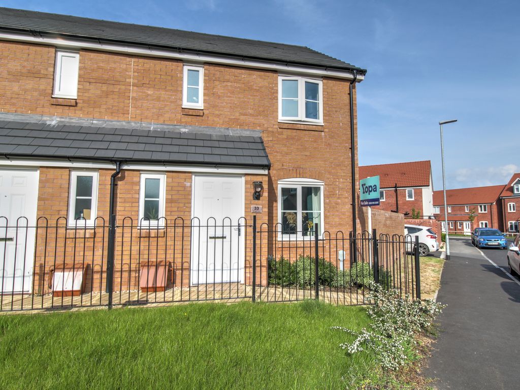 3 bed end terrace house for sale in Knight Lane, Monkton Heathfield