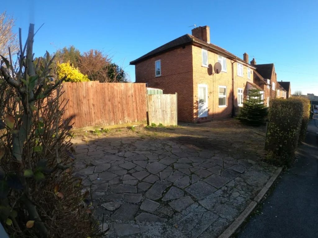 3 bed semidetached house for sale in Shap Crescent, Carshalton, Surrey