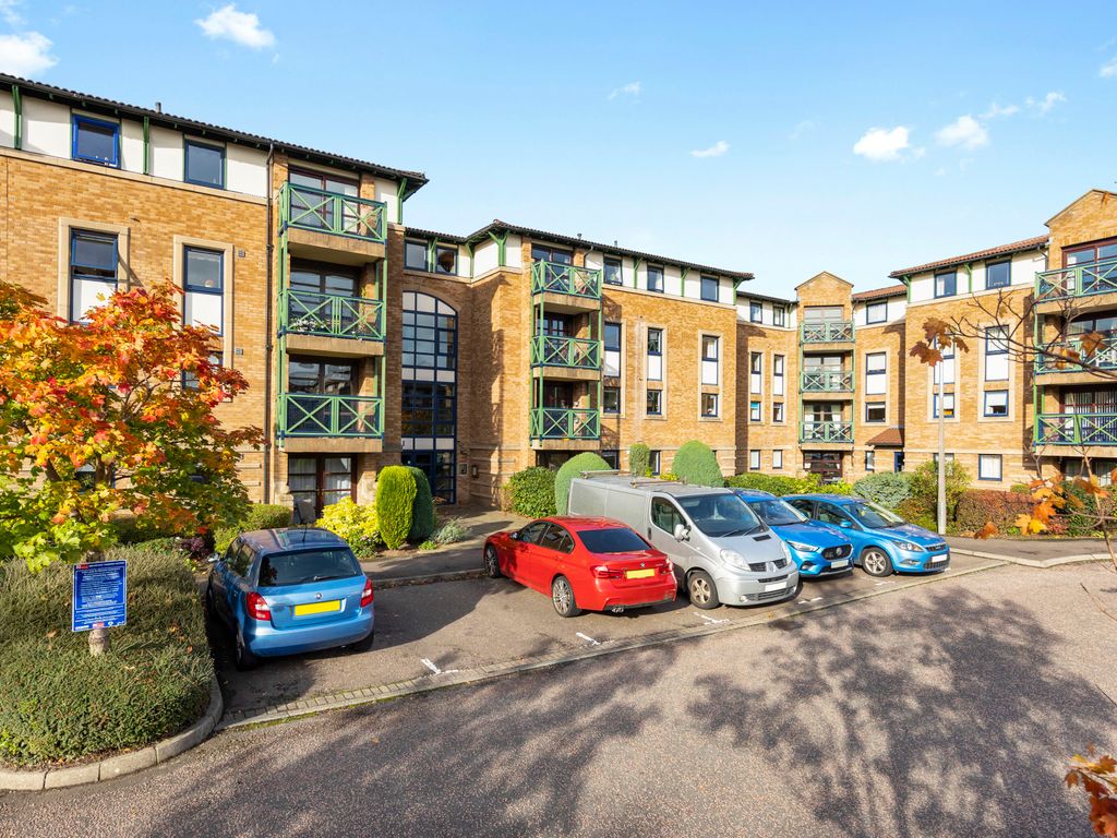 2 bed flat for sale in 1/13 North Werber Park, Fettes, Edinburgh EH4, £260,000 Zoopla