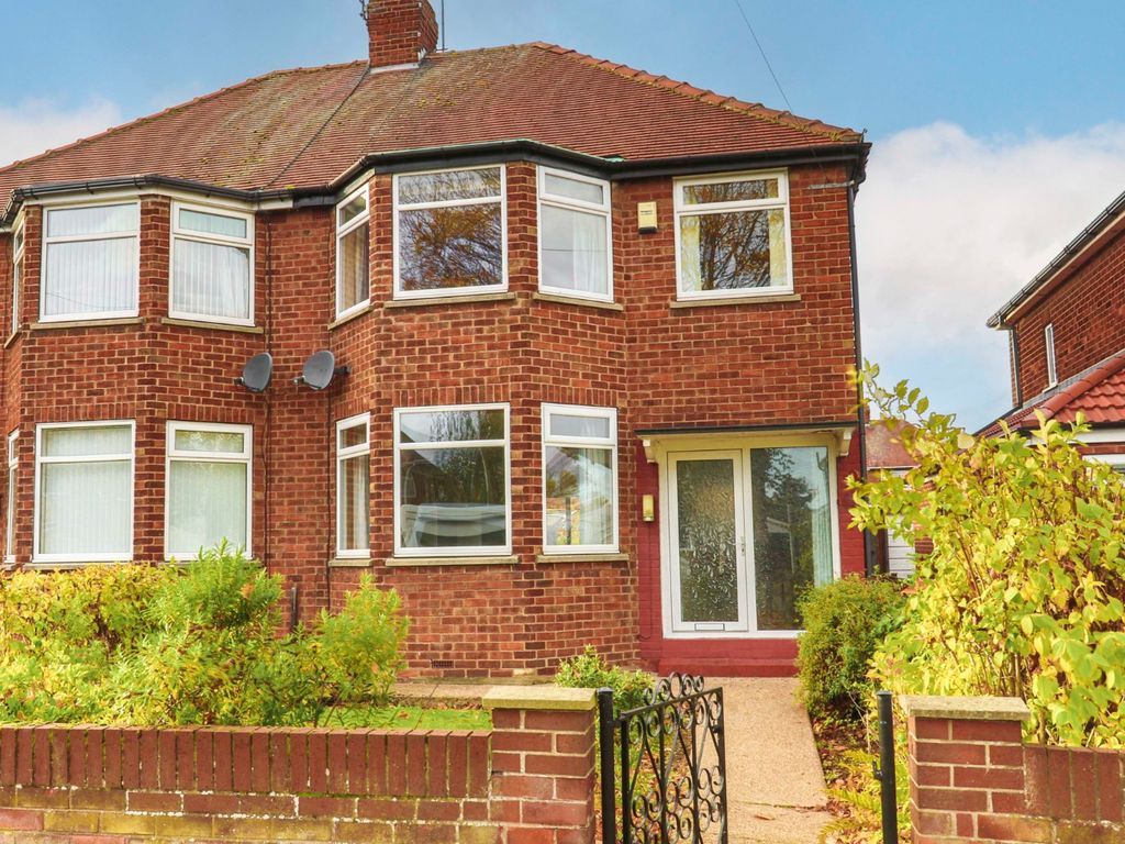 3 bed semidetached house for sale in Gorton Road, Willerby, Hull HU10