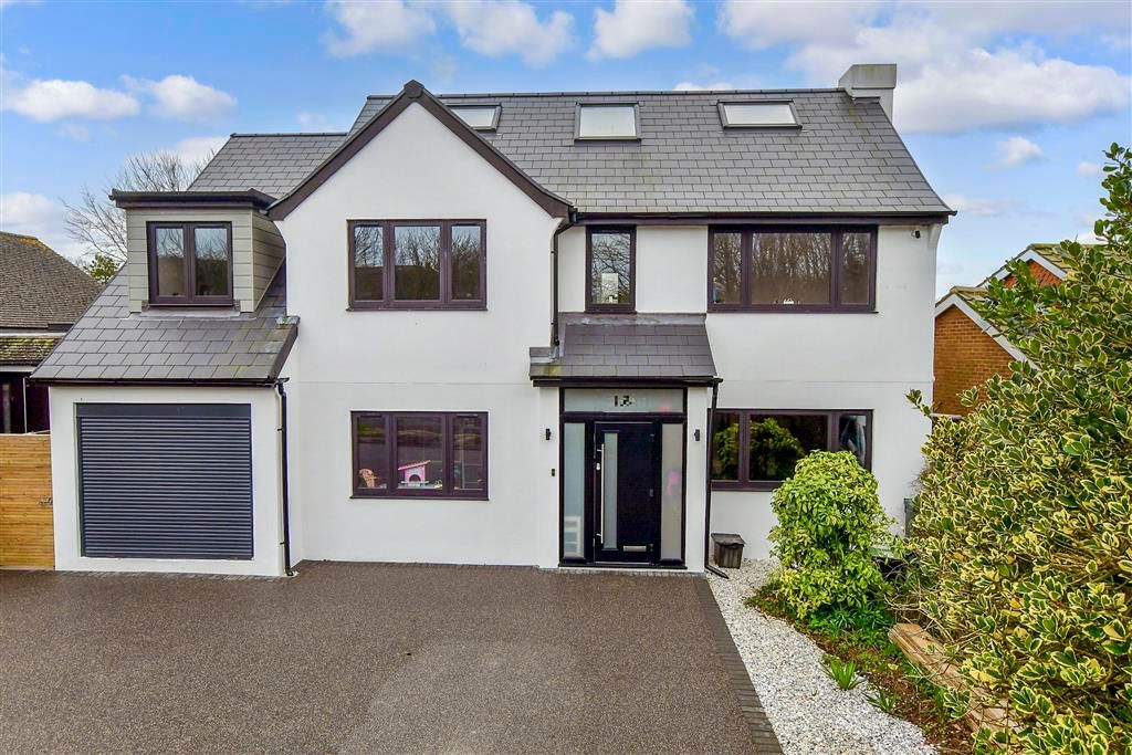 6 bed detached house for sale in Vale Avenue, Patcham, Brighton, East