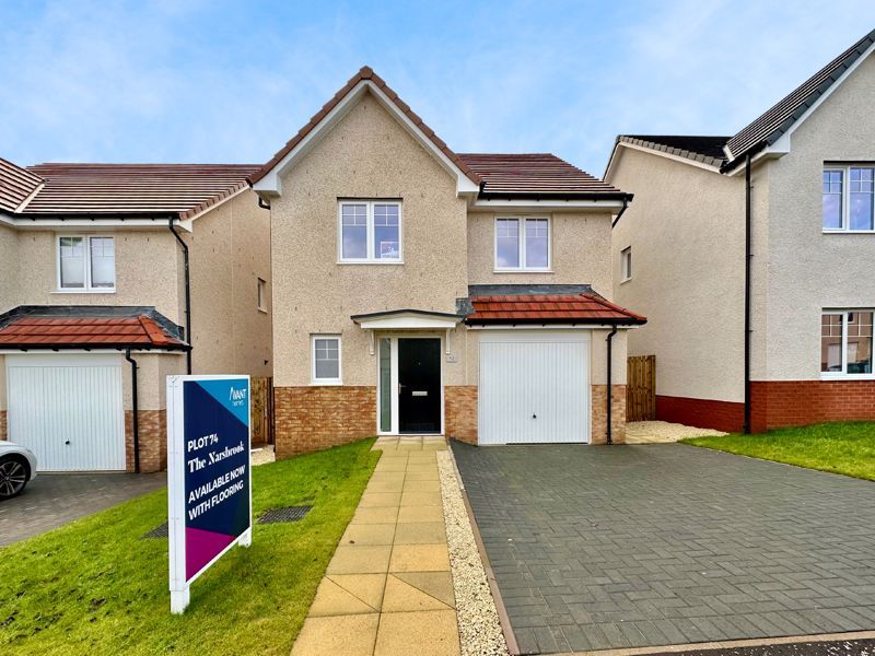 New home, 4 bed detached house for sale in St. Martin Crescent